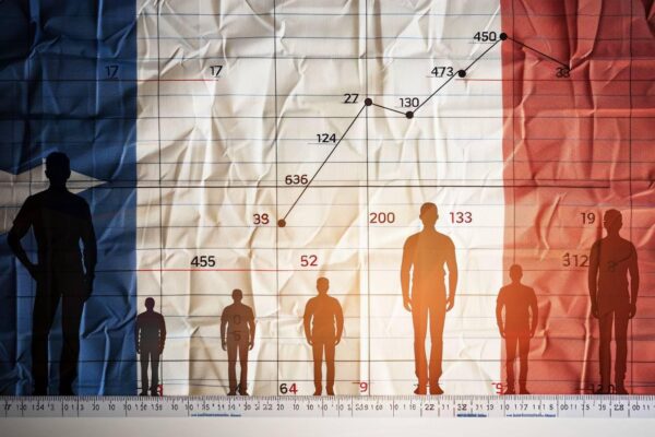 Quelle est la taille moyenne des hommes en France ? Découvrez les chiffres et comparaisons